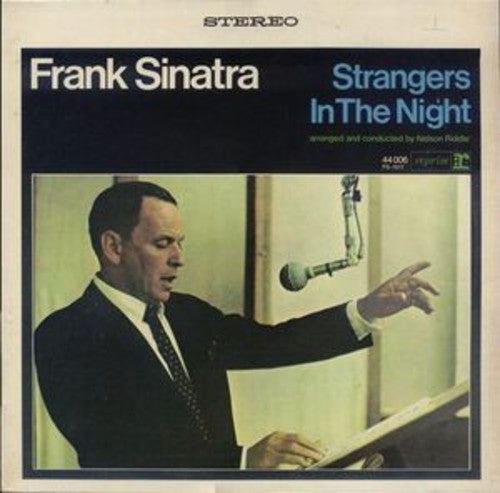 Frank Sinatra - Strangers In The Night [Vinyl]